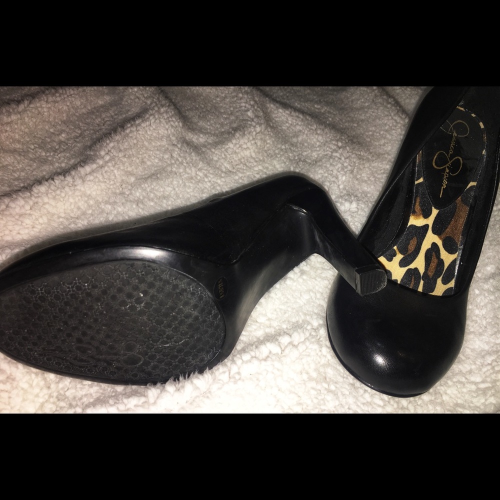Jessica Simpson Black Heels!! Women’s Size 8.5
